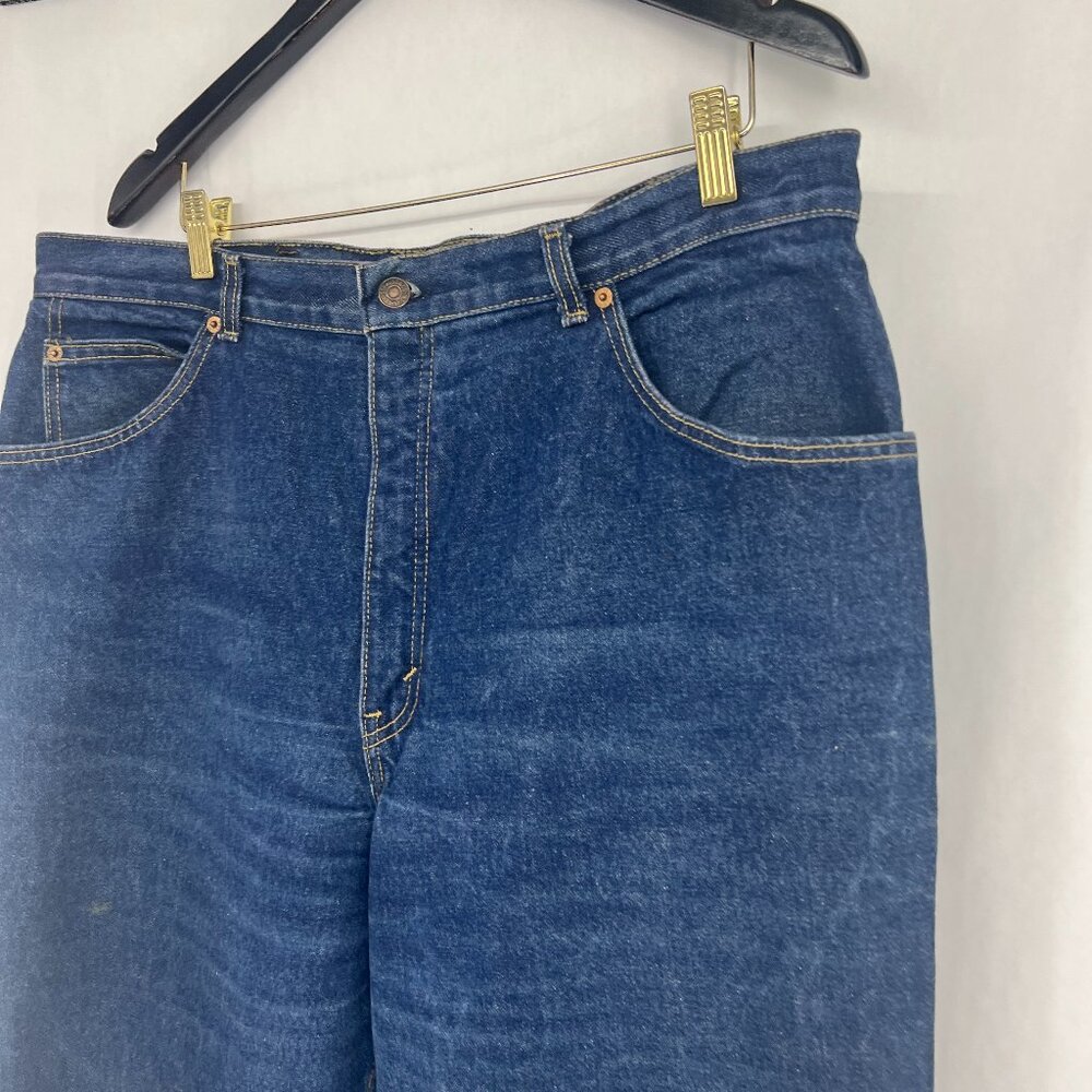 Vintage Levi's White Tab Size 38, Made in USA, 100% Cotton